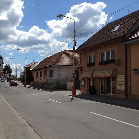 Asso Penzion Bojnice Eksteriør bilde